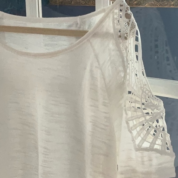 Lascana top with cold shoulder crochet top. White. Size 12/14 - Picture 3 of 8